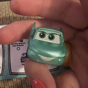 ULTRA RARE Series 9 Flo Cars Disney Doorables